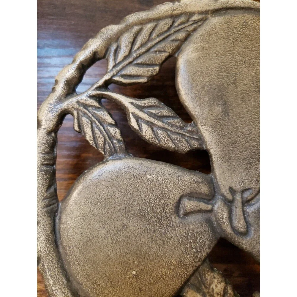 Vintage Cast Iron Metal 3 Pear Footed 7 Inch Round Trivet